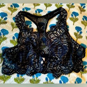 Victoria’s Secret Dream Angels Lace Bralette Black